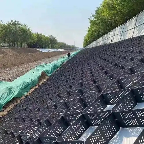 Геоячейка для защиты склонов