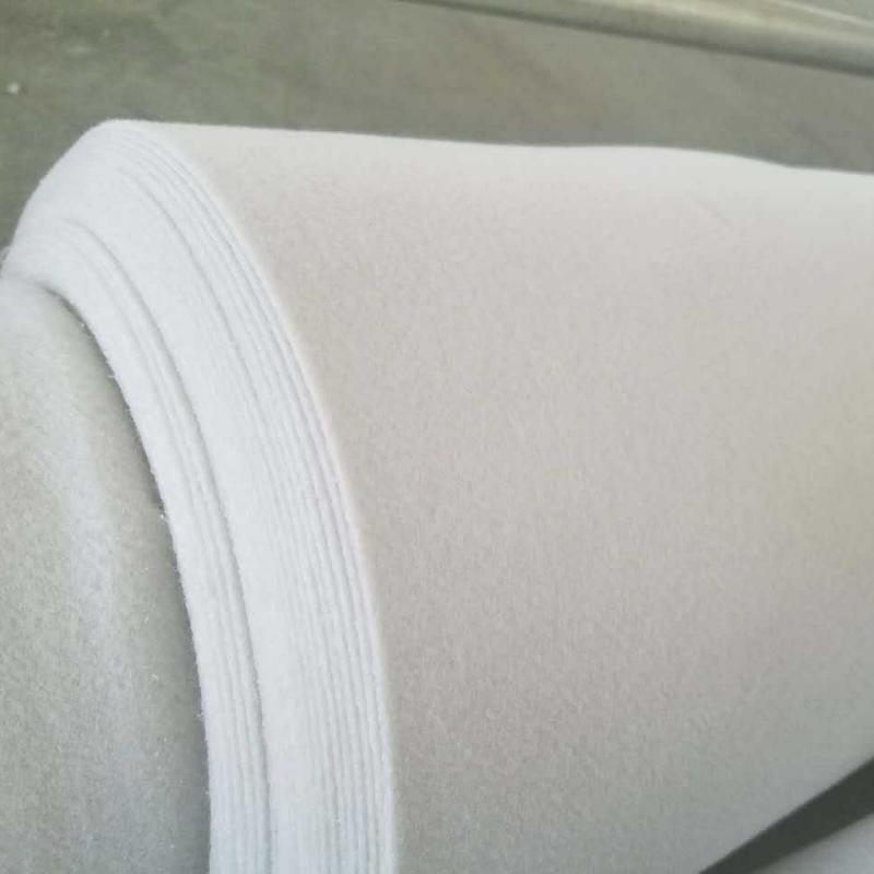 Anti-cracking geotextile