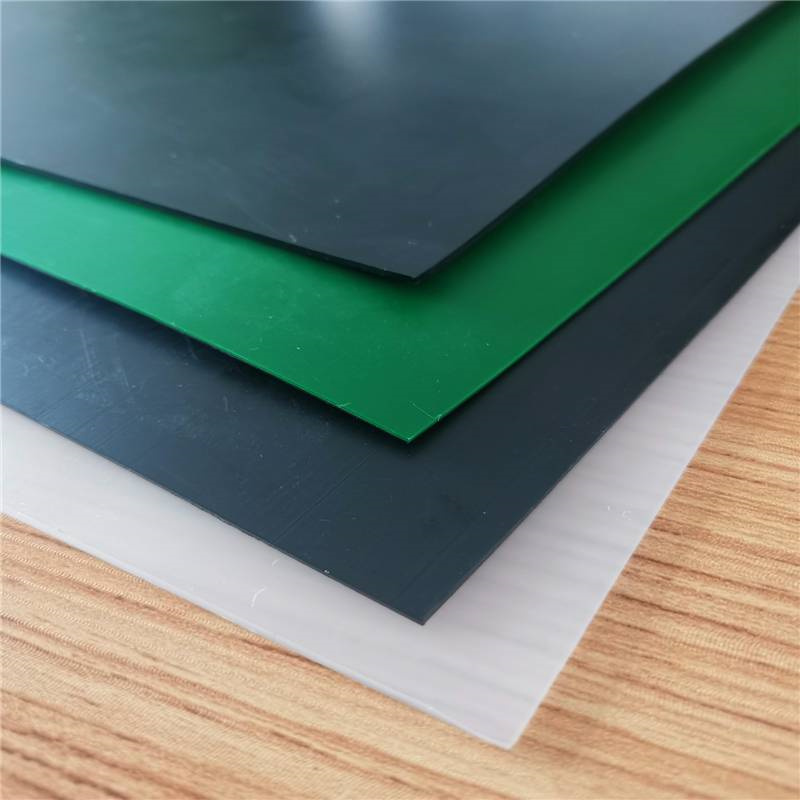 Artificial lake waterproofing membrane