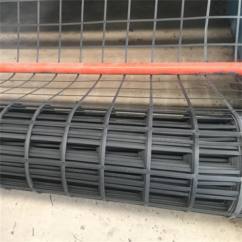 Геосетка из стали и пластика для укрепления фундаментов из мягких грунтов