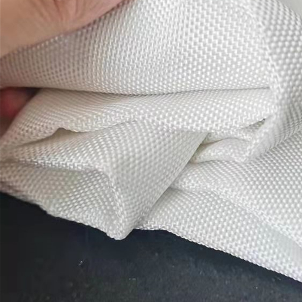 Тканый полипропиленовый геотекстиль