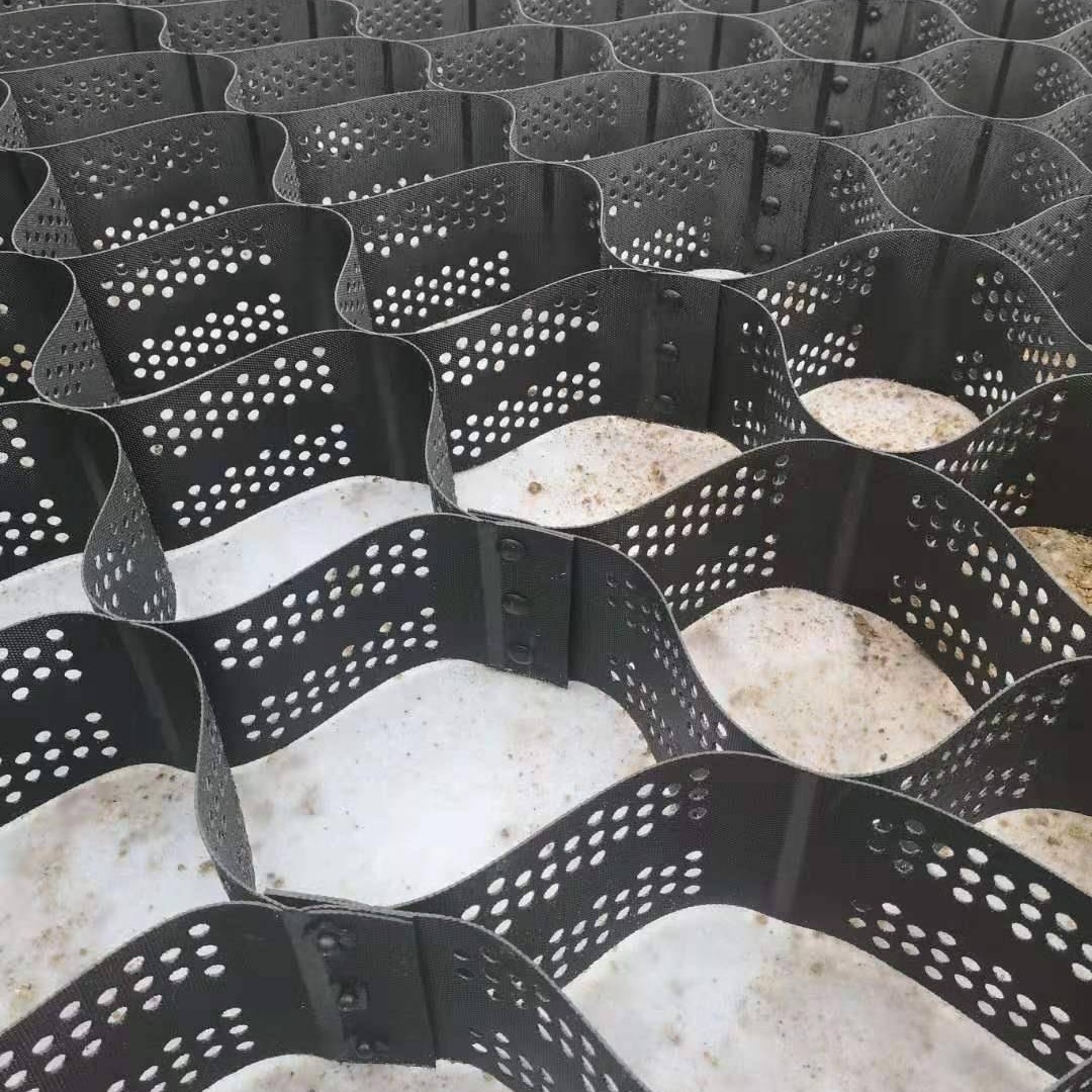 Геоячейка для защиты склонов