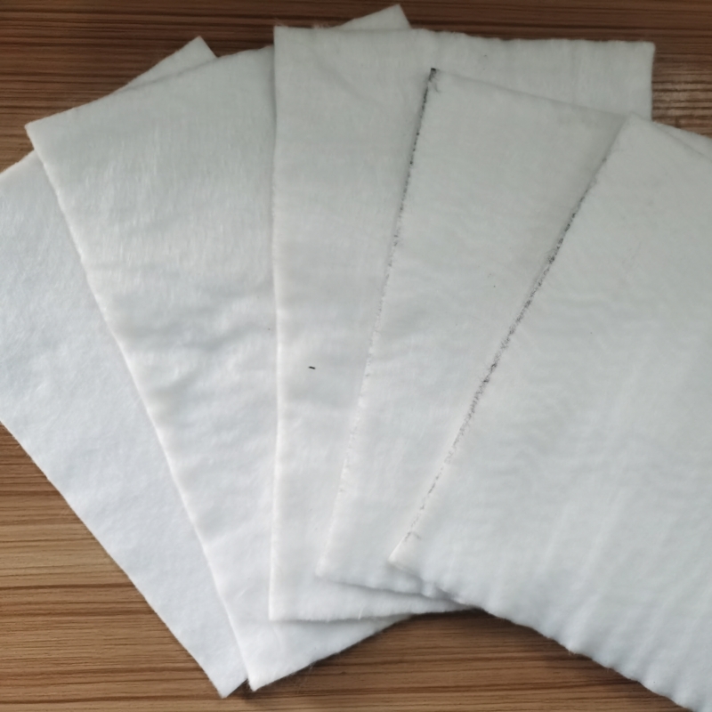 Hot-rolled polypropylene geotextile